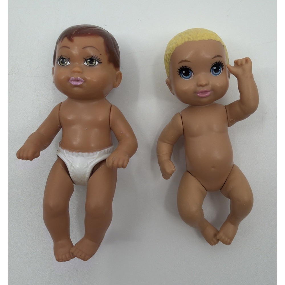 Mattel Barbie Family Barbie's Sister Baby Krissy & Skipper  2" Doll Baby